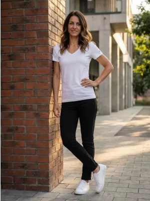 Tricou pentru femei cu mâneci scurte SAM 73 UNA WT 866 ALB