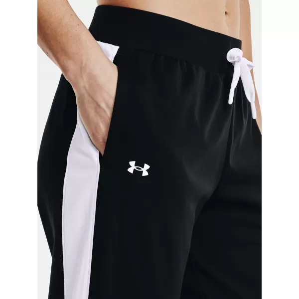 Set pentru femei UNDER ARMOUR TRICOT TRACKSUIT 1365147-001 NEGRU 