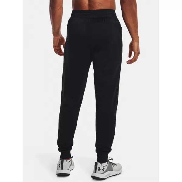  Pantaloni de trening pentru bărbați UNDER ARMOUR UA ARMOUR FLEECE JOGGERS 1373362-001 NEGRU 