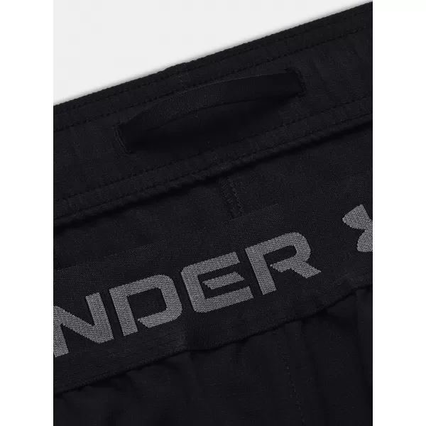  Pantaloni scurți pentru bărbați UNDER ARMOUR UA VANISH WOVEN 6IN SHORTS 1373718-001 NEGRU 