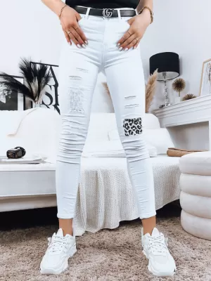 Pantalonii pentru doamne DSTREET UY1361 ALB