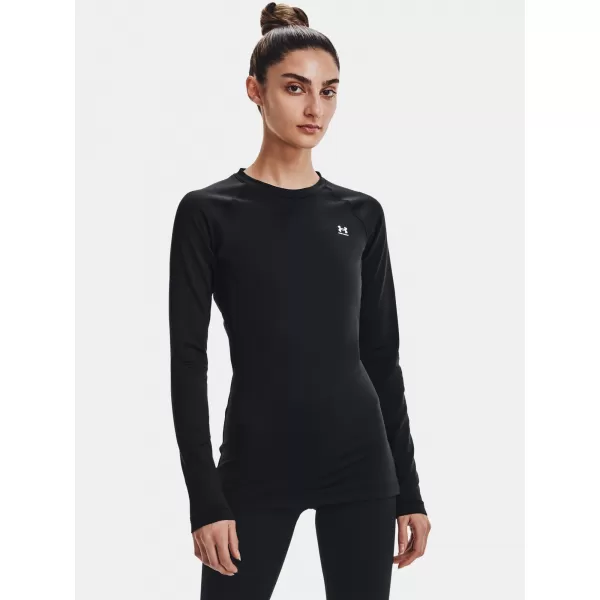  Tricou pentru femei UNDER ARMOUR AUTHENTICS CREW 1368701-001 NEGRU 