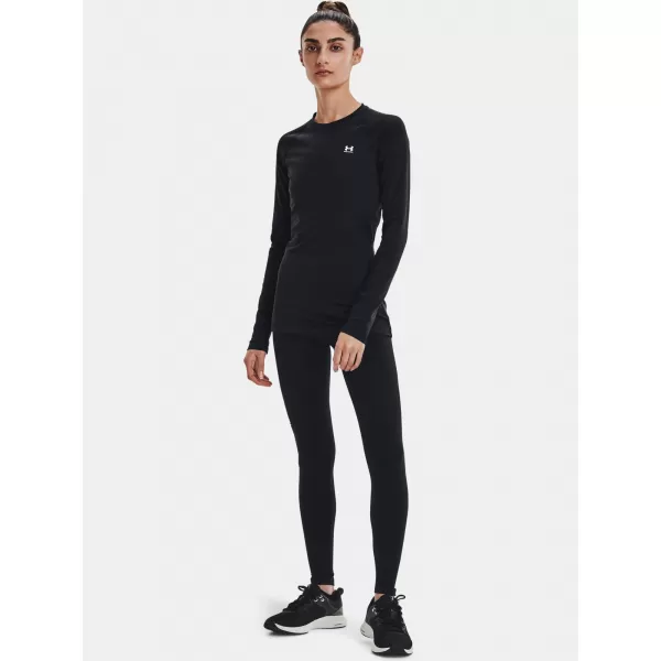  Tricou pentru femei UNDER ARMOUR AUTHENTICS CREW 1368701-001 NEGRU 