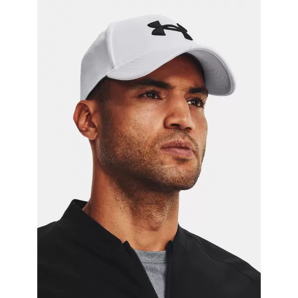  Şapcă bărbătească UNDER ARMOUR MENs UA BLITZING 1376700-100 ALB 