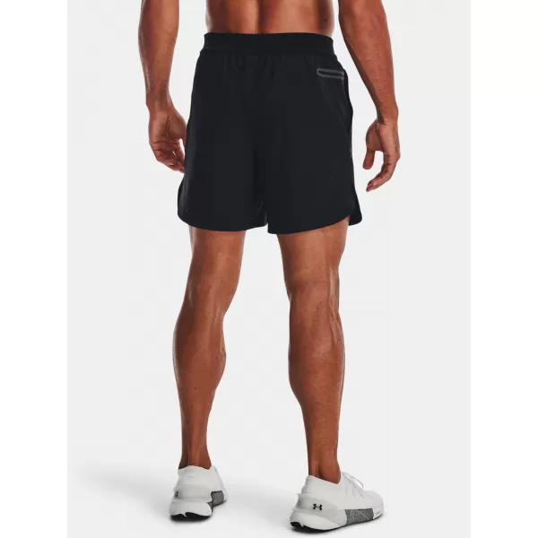  Pantaloni scurți pentru bărbați UNDER ARMOUR UA PEAK WOVEN SHORTS 1376782-001 NEGRU 