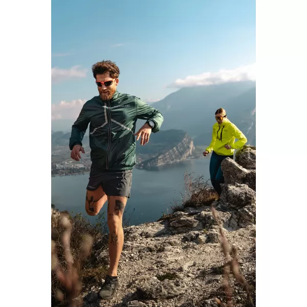  Jachetă sport pentru bărbați NORDBLANC REFLECTIVE NBSJM7899 VERDE ÎNCHIS 