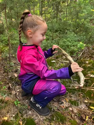 Pantaloni de softshell pentru bebeluși WAMU MOZAIKA VIOLET