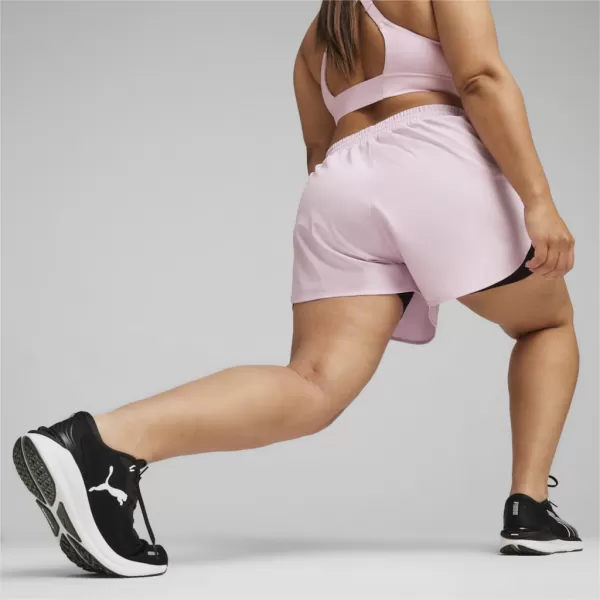  Pantaloni scurți de damă PUMA RUN FAV WOVEN 2IN1 SHORT W 523181-60 NEGRU 