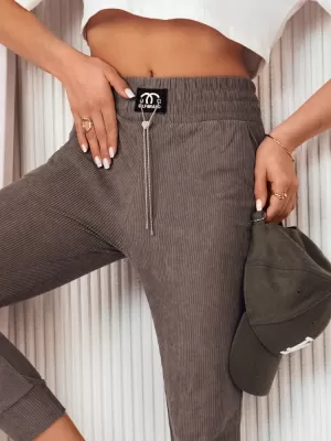 Pantalonii pentru doamne DSTREET DERCY UY2044 GRI DESCHIS