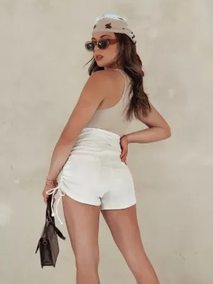 Pantaloni scurți de damă DSTREET STYLE SHORT SY0394 BEI Dstreet1