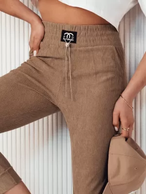 Pantalonii pentru doamne DSTREET DERCY UY2045 CARAMEL