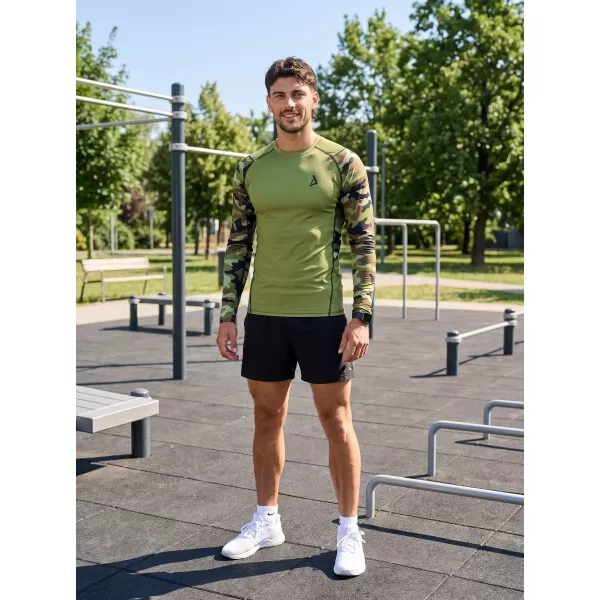  Compresia funcțională a bărbaților T -thirt premium ALTISPORT VOJ/ALM038TR03 GREEN/KAKI 