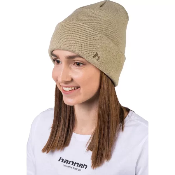  Șapcă unisex HANNAH TIBEK LONG PIPER ALB 