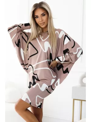 Rochie NUMOCO A402-8 BEJ CU UN MODEL NEGRU