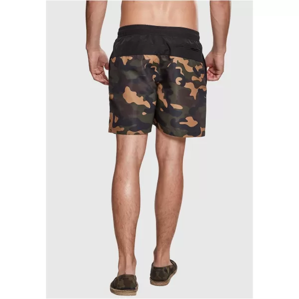  Pantaloni scurţi URBAN CLASSICS TB1026 CAMO NEGRU/LEMN 