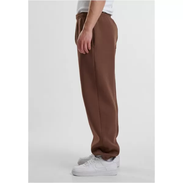  Pantaloni de trening pentru bărbați URBAN CLASSICS TB6749 MARO CIOCOLATA 
