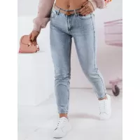Albastru
