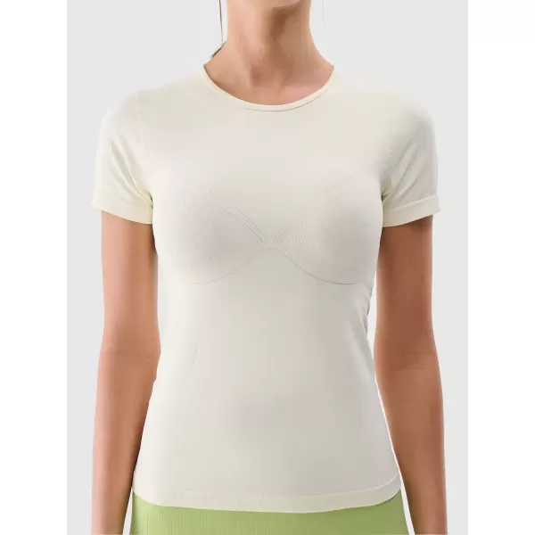  Cămașă funcțională feminină 4F WSS25TFTSF1270 APROAPE ALB 