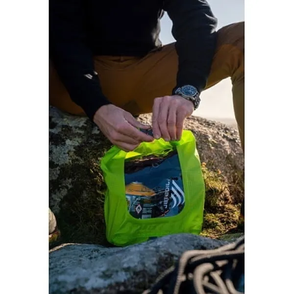  Husă OSPREY DRY SACK 35 W/WINDOW LIMON GREEN 