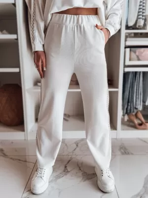 Pantalonii pentru doamne DSTREET LUXEEN UY2521 ALB