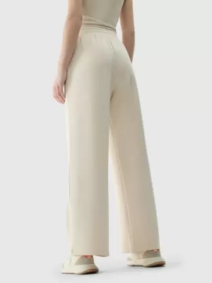 Pantalonii pentru doamne 4F WSS25TTROF1011 BEJ