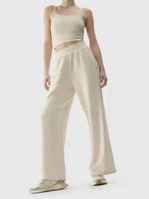 Pantalonii pentru doamne 4F WSS25TTROF1011 BEJ
