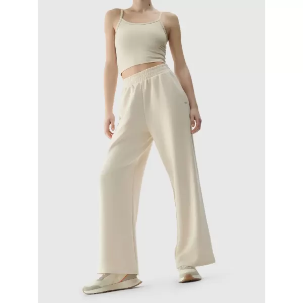  Pantalonii pentru doamne 4F WSS25TTROF1011 BEJ 
