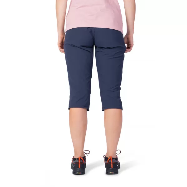  Pantalonii pentru doamne HANNAH ATTA CAPRI SARE 