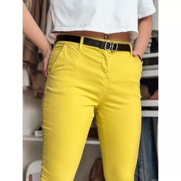  Pantalonii pentru doamne DSTREET LINESKA UY2579 CHIHLIMBAR 