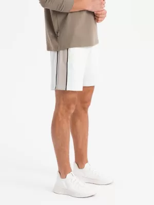Pantaloni scurți pentru bărbați OMBRE OM-SRSK-0182 ALB RUPT