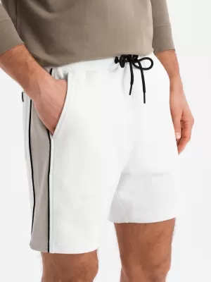 Pantaloni scurți pentru bărbați OMBRE OM-SRSK-0182 ALB RUPT
