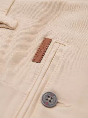 Pantaloni scurţi OMBRE OM-SRDS-0162 CREMĂ