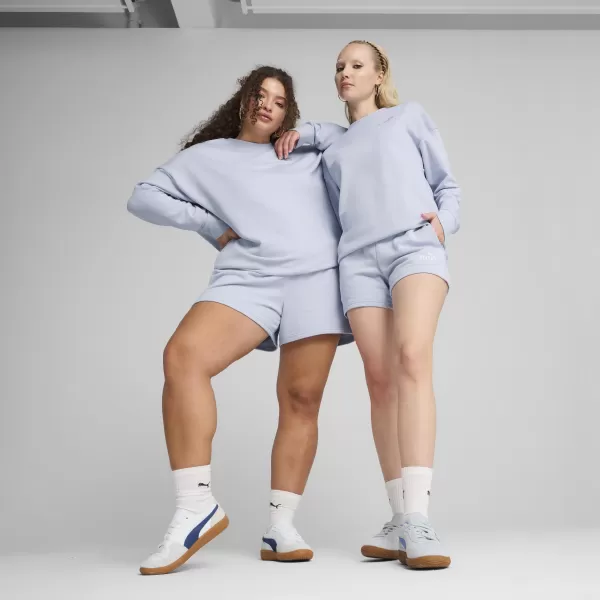  Pantaloni scurți pentru doamne PUMA ESS SMALL NO. 1 LOGO SHORTS 682439_47 VREMEA RĂCOROASĂ 
