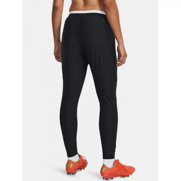  Pantaloni sport de damă UNDER ARMOUR WS CHALLENGER PRO PANT 1380509-001 NEGRU 