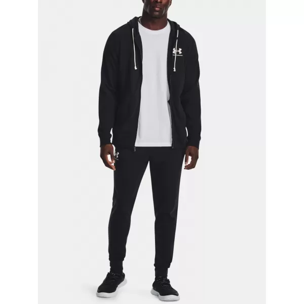  Pantaloni de trening pentru bărbați UNDER ARMOUR RIVAL TERRY JOGGER 1380843-001 NEGRU 