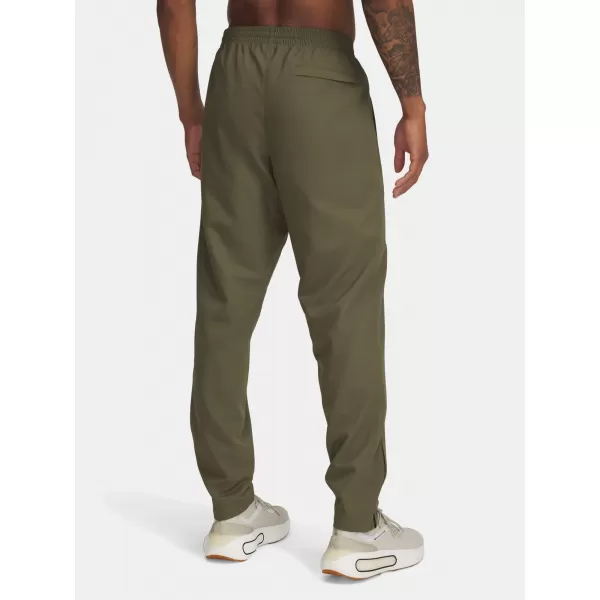  Pantaloni sport pentru bărbați UNDER ARMOUR RIVAL WVN WINDBREAKER PN 1390150-390 VERDE 