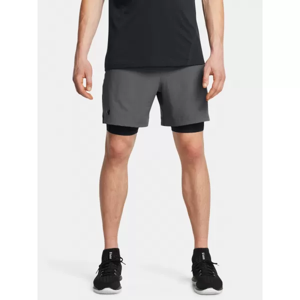  Pantaloni scurți pentru bărbați UNDER ARMOUR VANISH WOVEN 2IN1 STS 1373764-025 GRI 