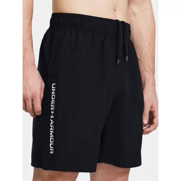  Pantaloni scurți pentru bărbați UNDER ARMOUR WOVEN WDMK SHORTS 1383356-001 NEGRU 