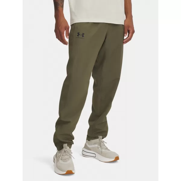  Pantaloni sport pentru bărbați UNDER ARMOUR RIVAL WVN WINDBREAKER PN 1390150-390 VERDE 