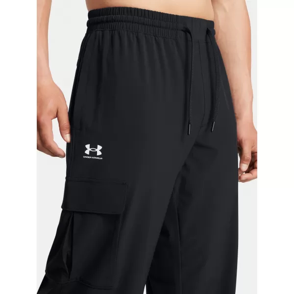 Pantaloni sport pentru bărbați UNDER ARMOUR VIBE WOVEN CARGO PANTS 1386558-001 NEGRU 