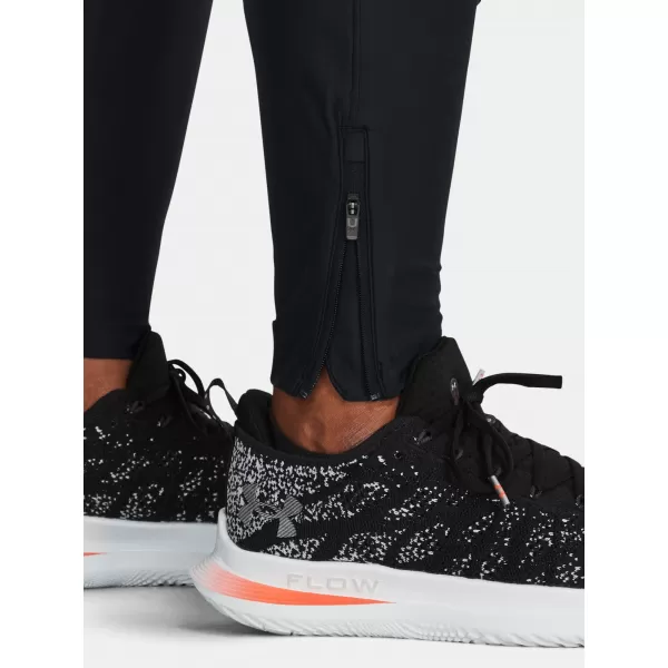  Pantaloni sport de damă UNDER ARMOUR QUALIFIER ELITE PANT 1379346-001 NEGRU 