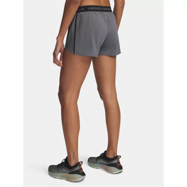  Pantaloni scurți de damă UNDER ARMOUR TECH PLAY UP SHORTS 1389882-025 GRI 