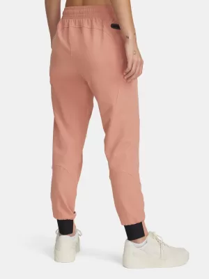 Pantaloni de trening pentru femei UNDER ARMOUR UNSTOPPABLE JOGGER 1376926-698 ROZ