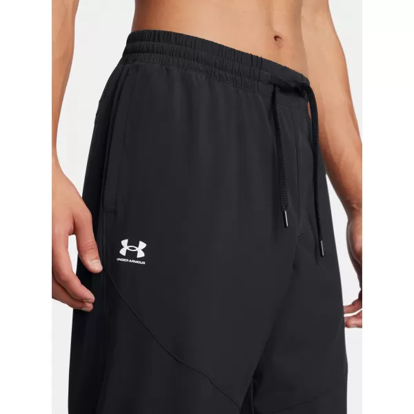  Pantaloni de trening pentru bărbați UNDER ARMOUR VIBE WOVEN JOGGER 1386557-001 NEGRU 