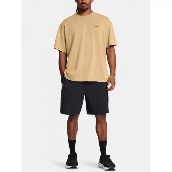  Pantaloni scurți pentru bărbați UNDER ARMOUR VIBE WOVEN CARGO SHORT 1386560-001 NEGRU 