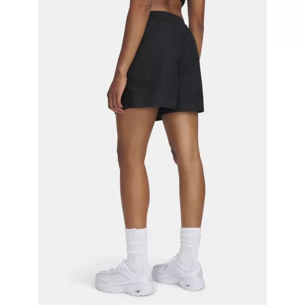  Pantaloni scurți de damă UNDER ARMOUR UNSTOPPABLE UTILITY SHORT 1389667-001 NEGRU 