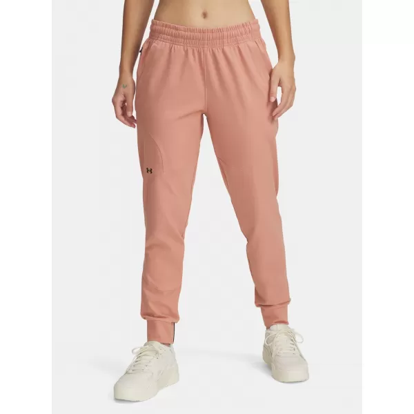  Pantaloni de trening pentru femei UNDER ARMOUR UNSTOPPABLE JOGGER 1376926-698 ROZ 