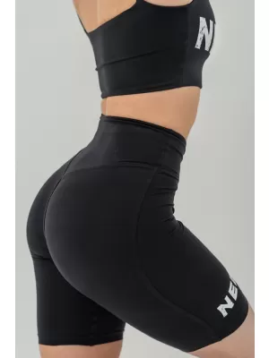 Pantaloni scurți SNATCHED 614 BLACK Nebbia cu talie înaltă de 9 inci