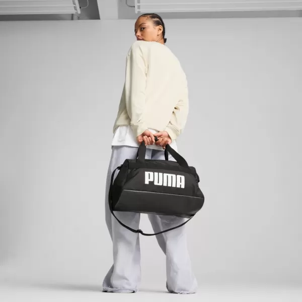  Geantă de sport PUMA CHALLENGER EXTRA SMALL SPORTS BAG 091142-01 NEGRU 