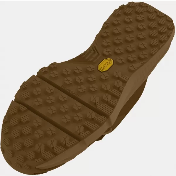  Pantofi pentru bărbați UNDER ARMOUR CHARGED VALSETZ MID 3027382-200 MARO 